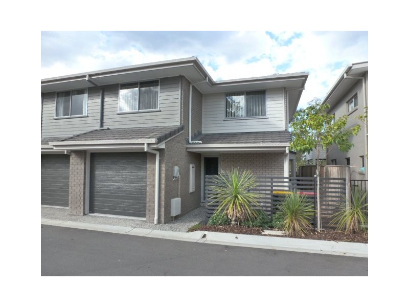 86 Carselgrove Ave, Fitzgibbon QLD 4018