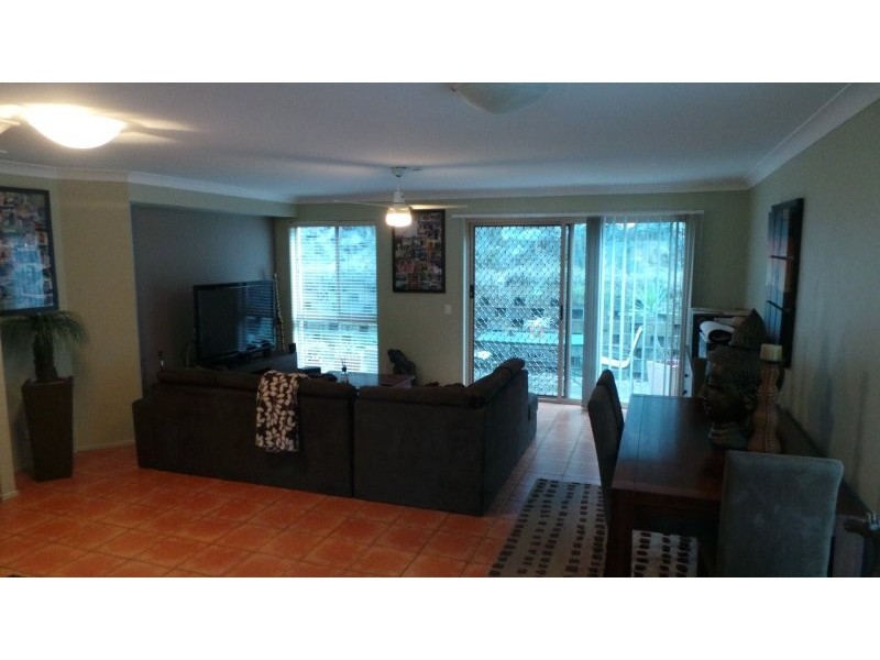 A/757 Ashmore Road, Ashmore QLD 4214