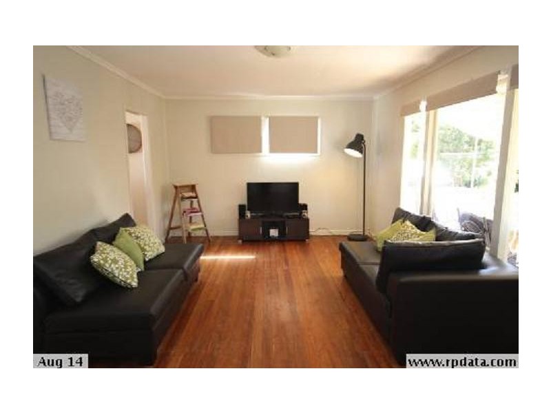 10 Katherine St, Beerwah QLD 4519