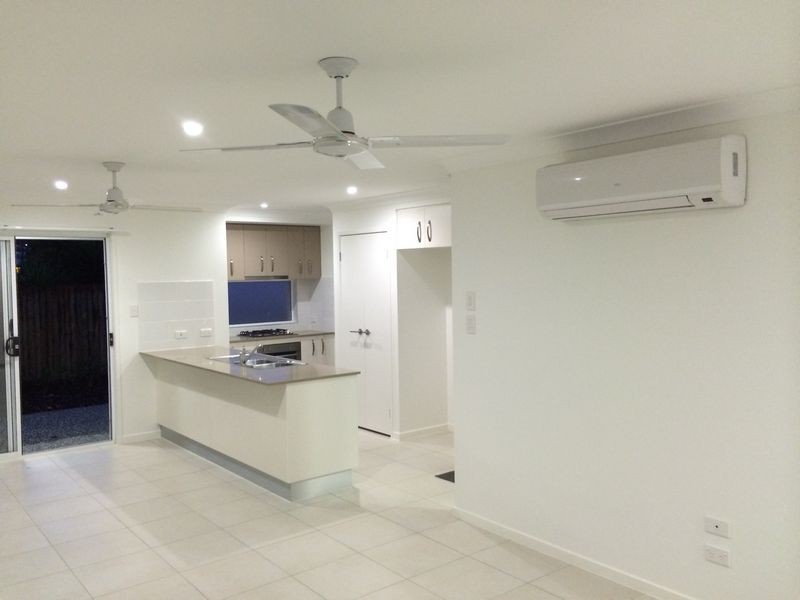 111 Cowie Rd, Fitzgibbon QLD 4018