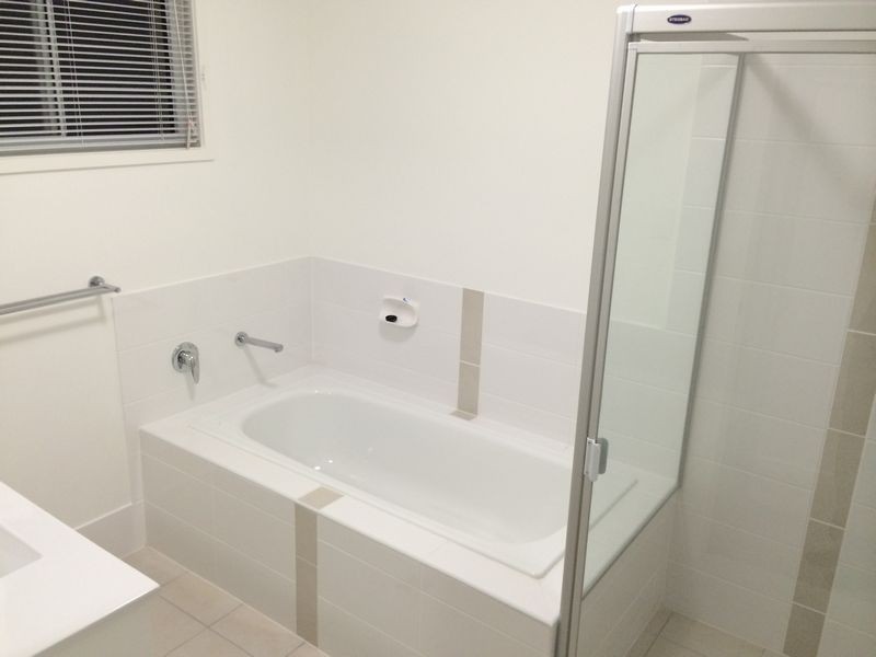 111 Cowie Rd, Fitzgibbon QLD 4018