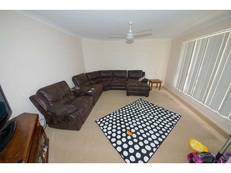 11 Tenzing Court, Warner QLD 4500