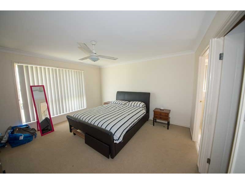 11 Tenzing Court, Warner QLD 4500