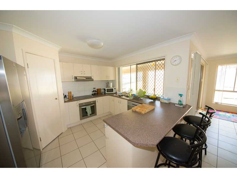 11 Tenzing Court, Warner QLD 4500