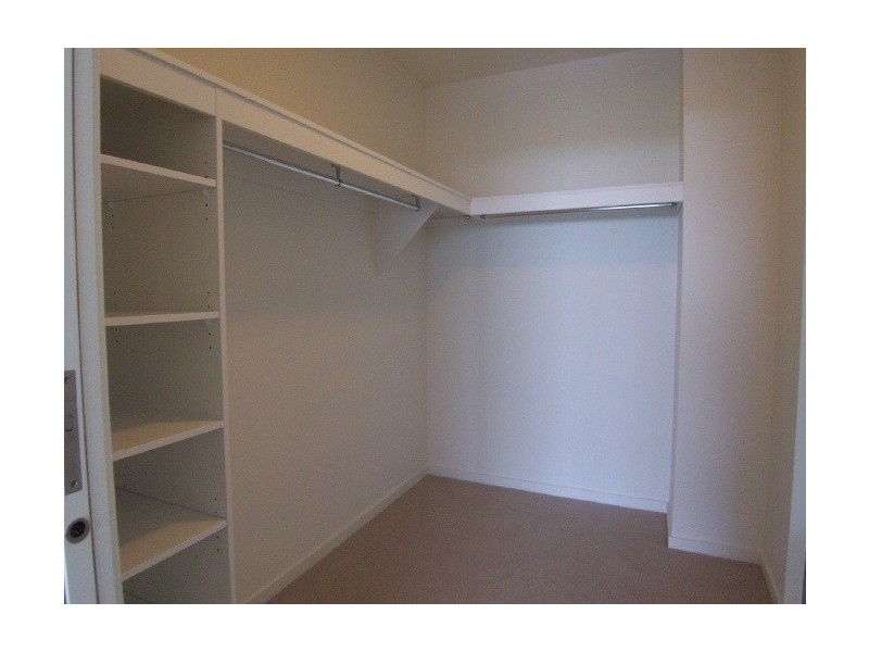 112/2 Riverwalk Ave, Robina QLD 4226