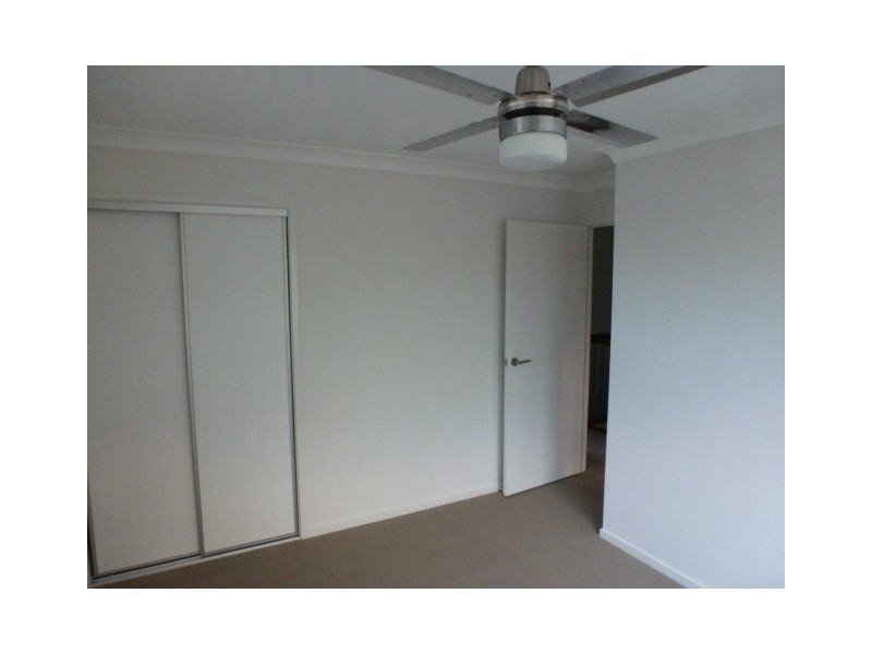 86 Carselgrove Ave, Fitzgibbon QLD 4018