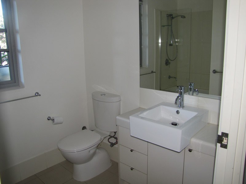 23 Playfield Street, Chermside QLD 4032
