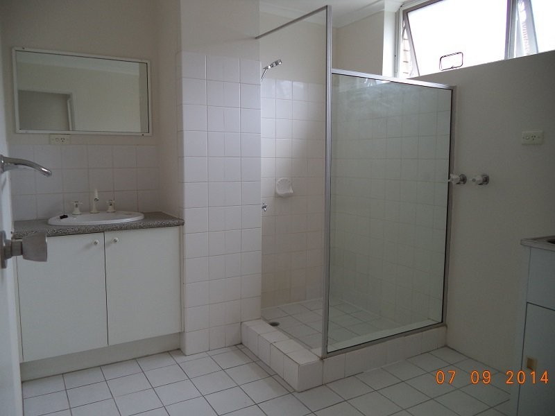 4/48 Station Road, Indooroopilly QLD 4068