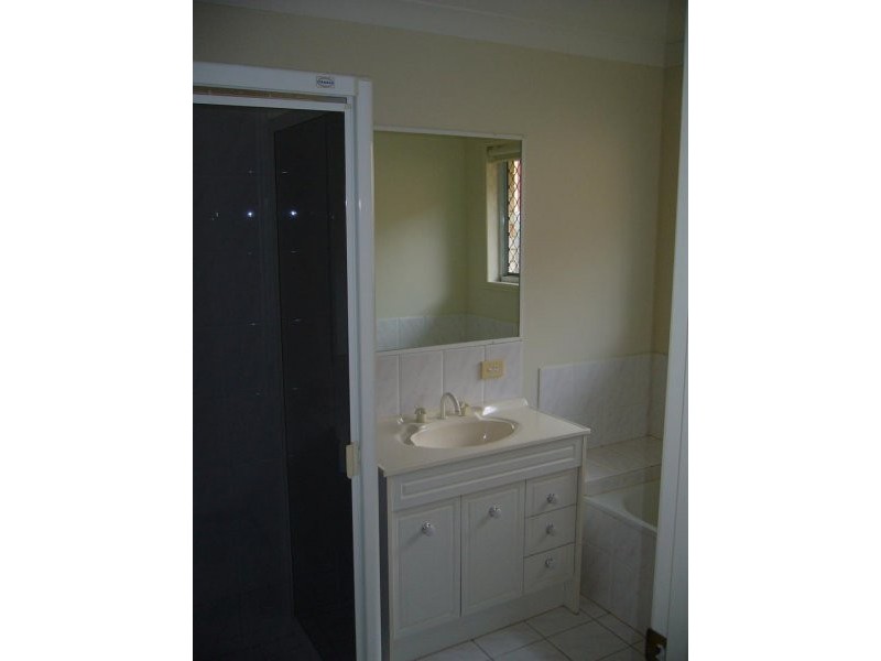 Boronia Heights QLD 4124