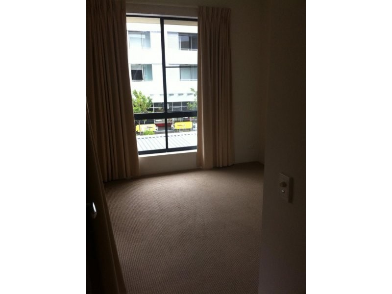 Varsity Lakes QLD 4227