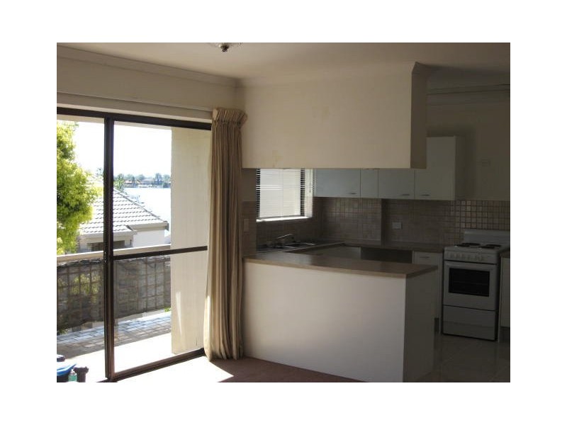 957/111 Markeri Street, Mermaid Waters QLD 4218