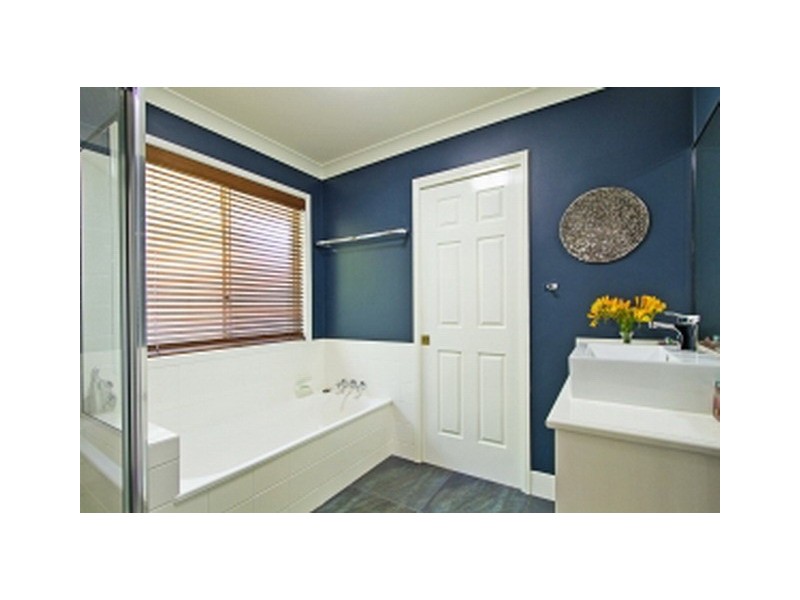 5 Medinde Court, Robina QLD 4226