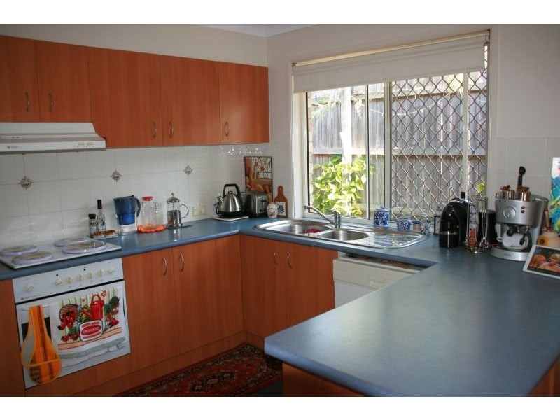 32/27 Camille Crescent, Wynnum West QLD 4178