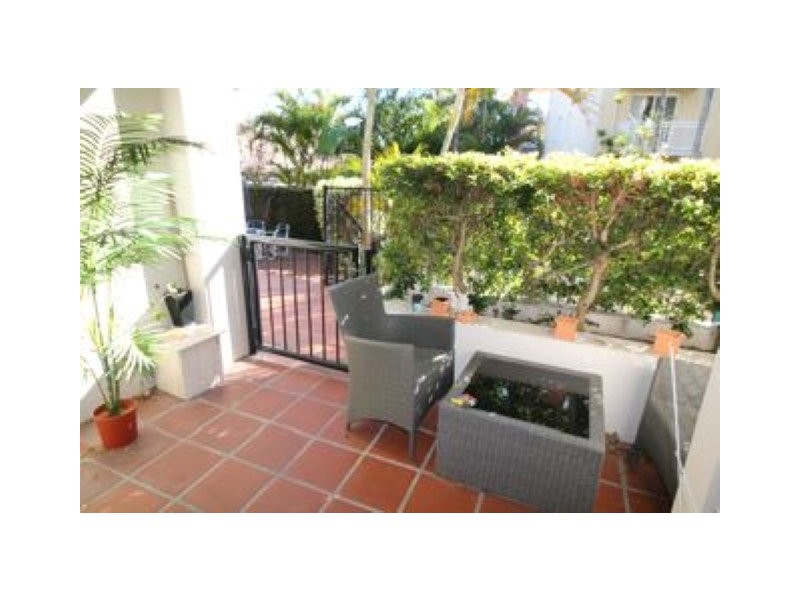 Chevron Island QLD 4217