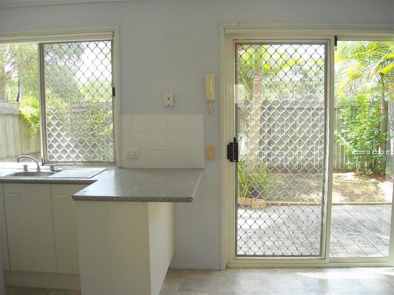 11 Rebecca Way, Slacks Creek QLD 4127