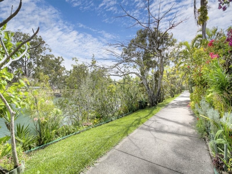 11/29-37 Island Street, Cleveland QLD 4163