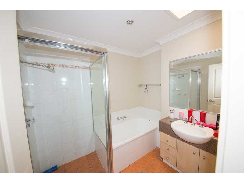 8/100 Oakmont Avenue, Oxley QLD 4075