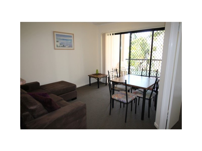 Chevron Island QLD 4217