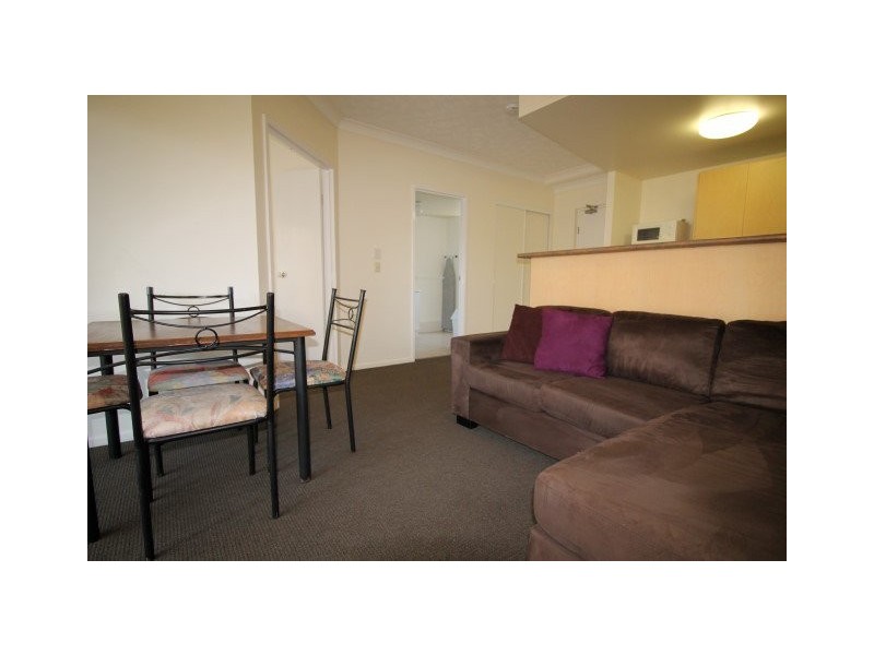 Chevron Island QLD 4217