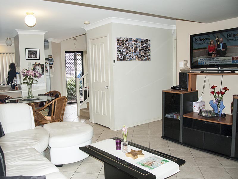 1158 Cavendish Rd, Mount Gravatt East QLD 4122