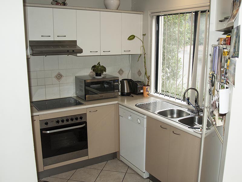 1158 Cavendish Rd, Mount Gravatt East QLD 4122