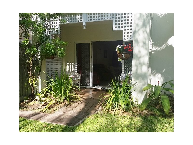 6/189 – 201 Mayers Street, Manunda QLD 4870