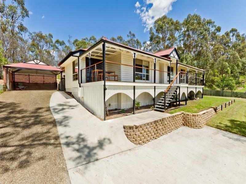 11 Sunblest  Court, Eatons Hill QLD 4037