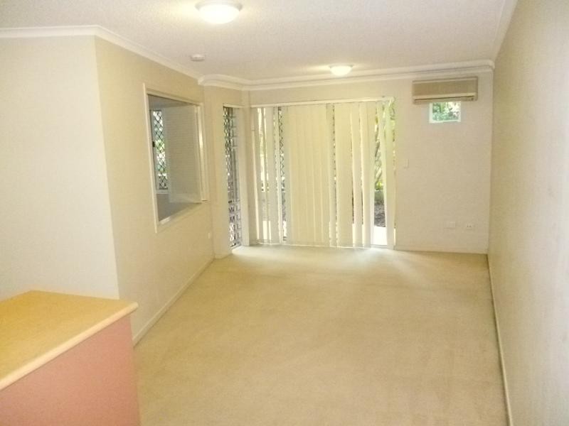 43/38 Lissner Street, Toowong QLD 4066