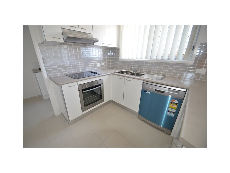 Pacific Pines QLD 4211