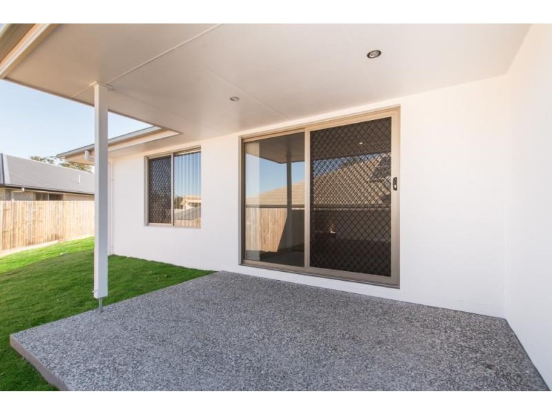 17 Richmond Cres, Waterford QLD 4133