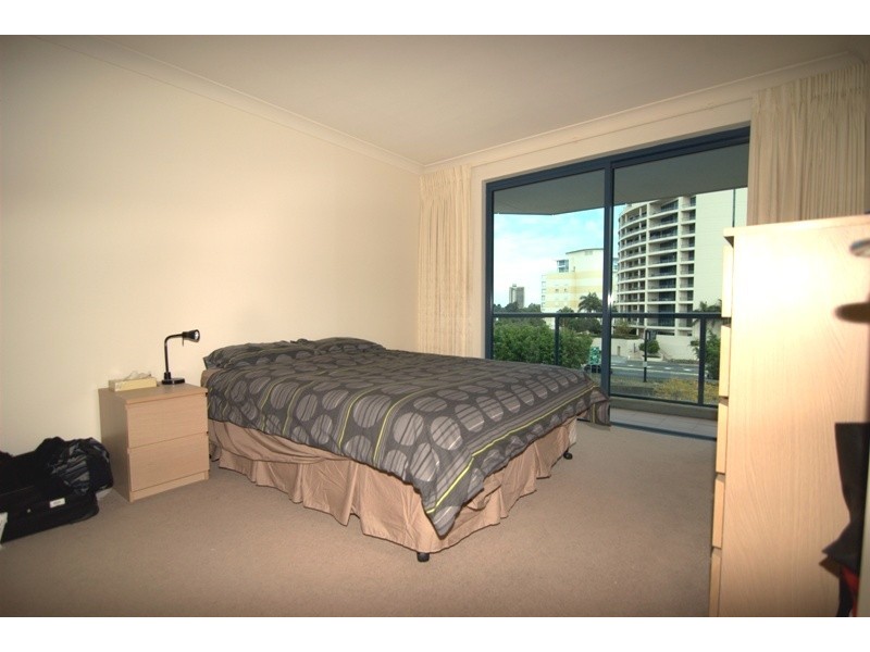 5a/45 Deakin Street, Kangaroo Point QLD 4169