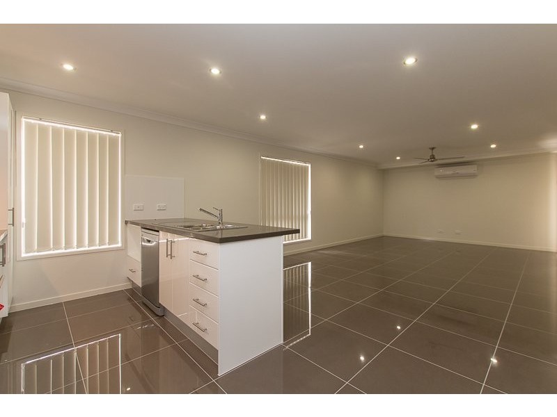 65 Willow Rise Drive, Waterford QLD 4133