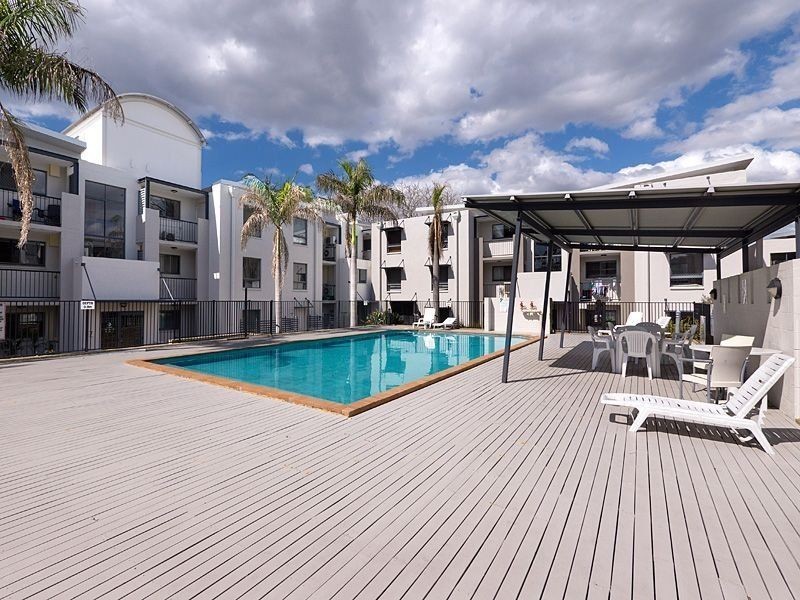 51/7 Landsborough Terrace,, Toowong QLD 4066