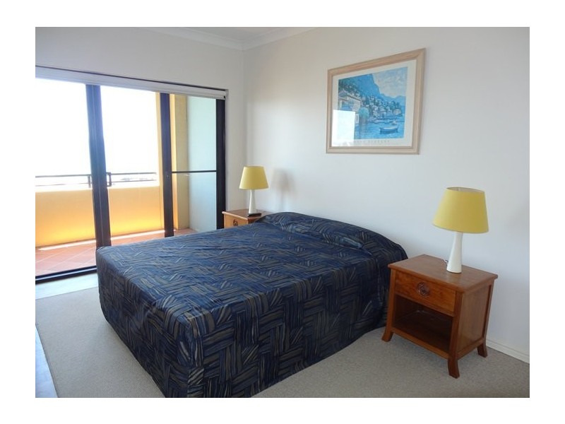 D26/1 Great Hall Dve, Nobby Beach QLD 4218