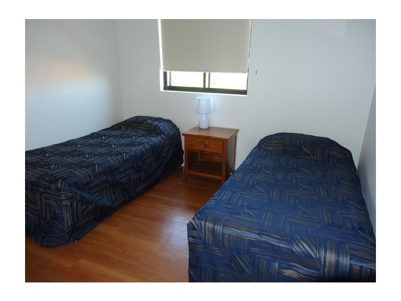 D26/1 Great Hall Dve, Nobby Beach QLD 4218