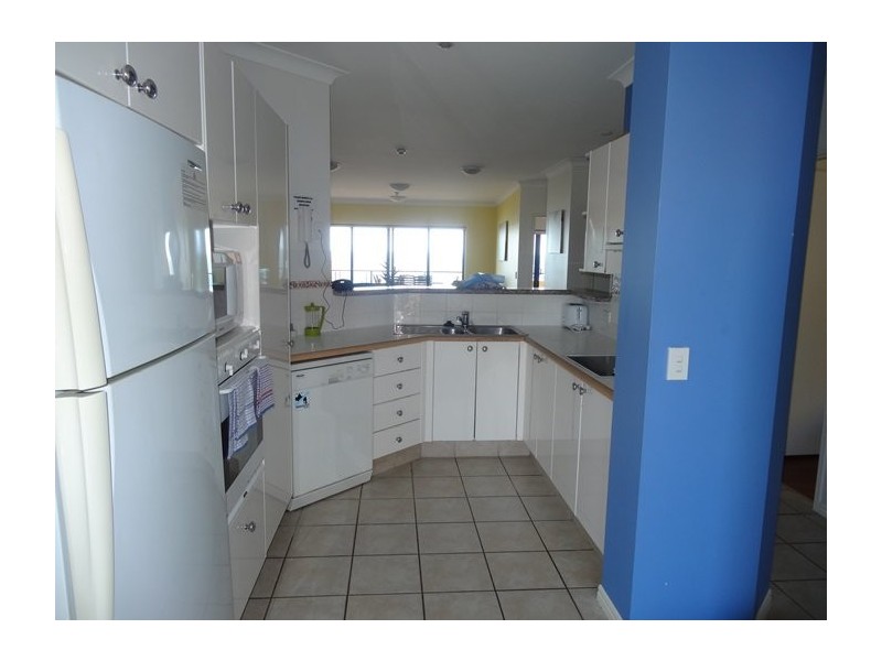 D26/1 Great Hall Dve, Nobby Beach QLD 4218