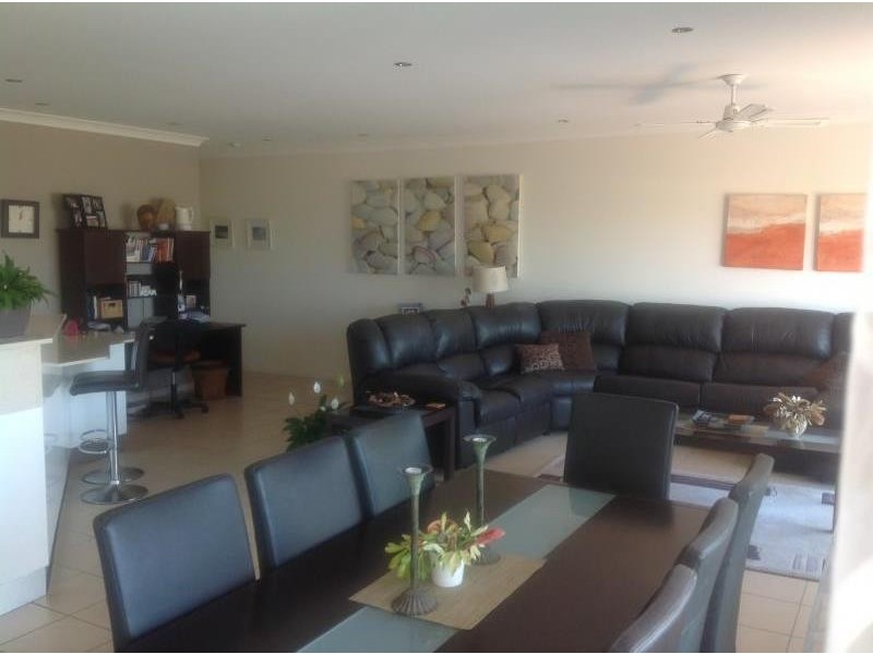 11 Madang Crescent, Runaway Bay QLD 4216