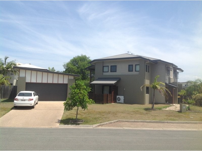 1/14 Catalina Drive, Mudjimba QLD 4564