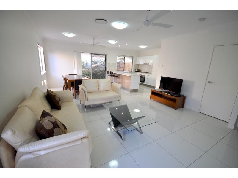 7/2 Photinia Crescent, Mountain Creek QLD 4557