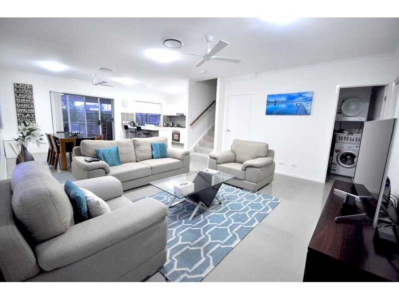 55/2 Photinia Crescent, Mountain Creek QLD 4557