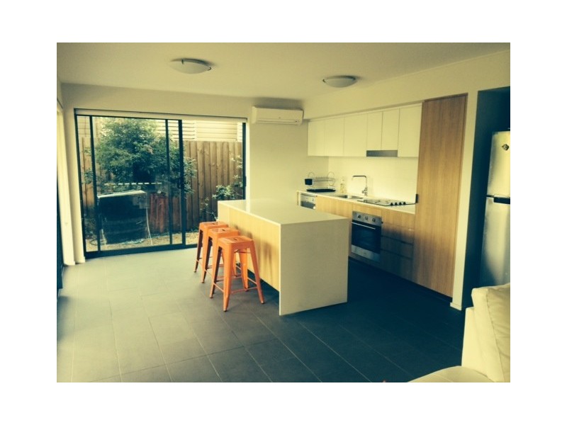 1/2 Garden Terrace, Newmarket QLD 4051