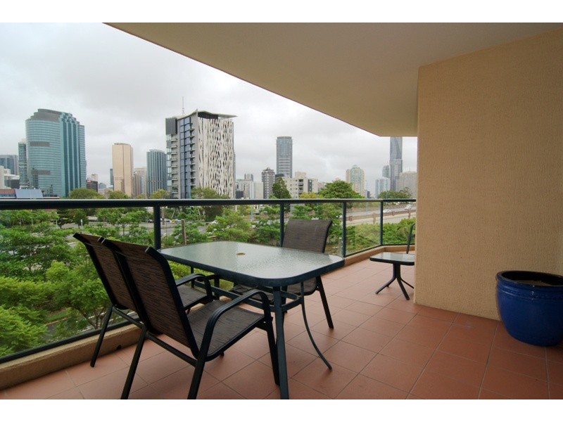 Level 5/45 Deakin Street, Kangaroo Point QLD 4169