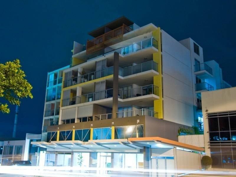 61/10 Manning St, South Brisbane QLD 4101