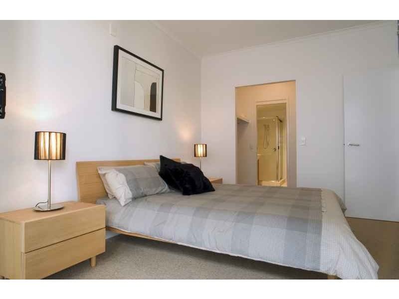 61/10 Manning St, South Brisbane QLD 4101