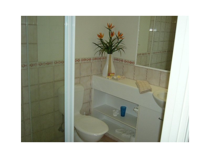 7/18 Tallebudgeera Creek Rd,, Burleigh Heads QLD 4220