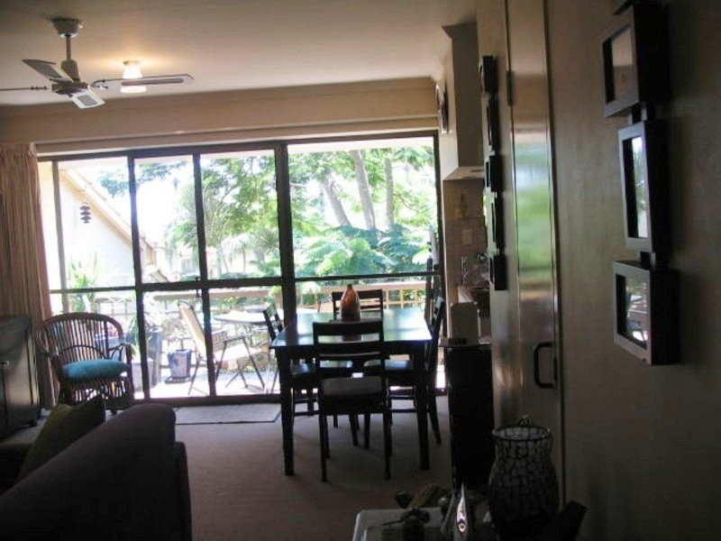 B/111 Markeri Street, Mermaid Waters QLD 4218