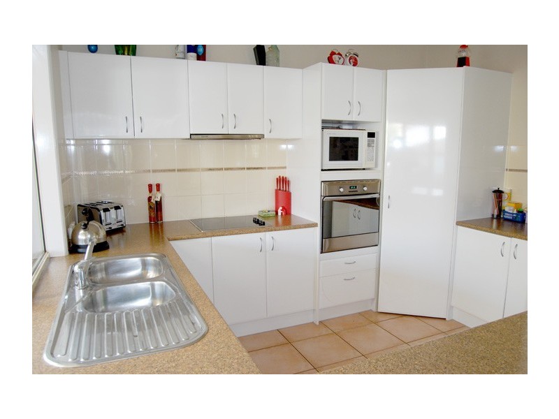 3/9 Alexandrina Drive, Varsity Lakes QLD 4227