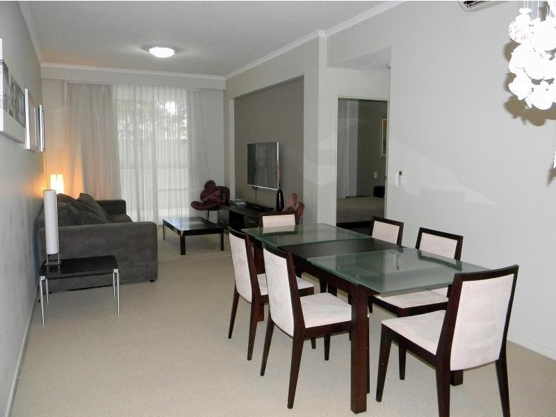 114/21 Cypress Avenue, Surfers Paradise QLD 4217