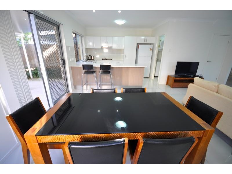 7/2 Photinia Crescent, Mountain Creek QLD 4557