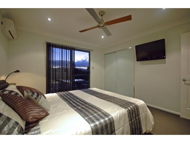 2040/6 Crestridge Crescent, Oxenford QLD 4210